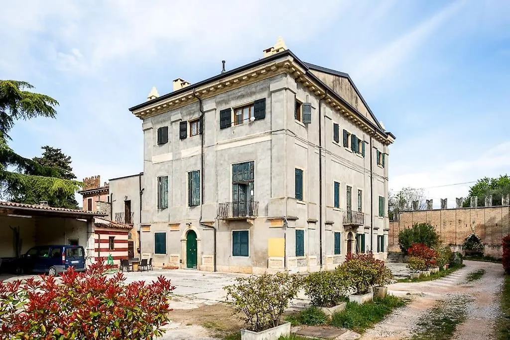 Bilocale Immerso Nel Verde Apartment Verona 0*,
